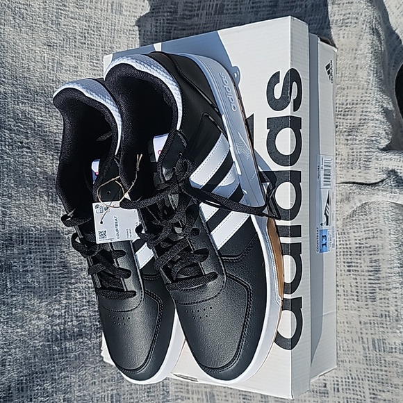 Adidas Men Size 13 Courtbeat Court Beat tennis shoe NEW with Box black white red - Picture 9 of 13
